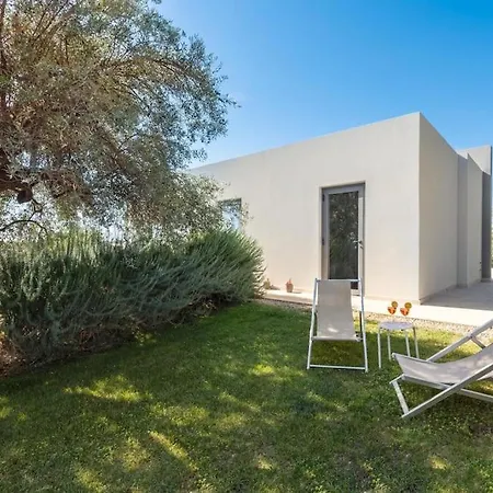 Vila Tenuta Siciliana Cavaliere Con Depandance Pettegola Vista Mare Piscina Privata Idromassaggio