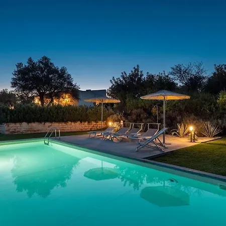 Tenuta Siciliana Cavaliere Con Depandance Pettegola Vista Mare Piscina Privata Idromassaggio * Noto