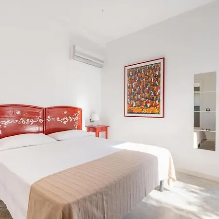 Vila Tenuta Siciliana Cavaliere Con Depandance Pettegola Vista Mare Piscina Privata Idromassaggio
